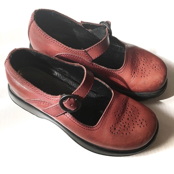 Dansko Shoes - ❌SOLD❌• Red Nonslip Mary Janes Platform Shoes 36